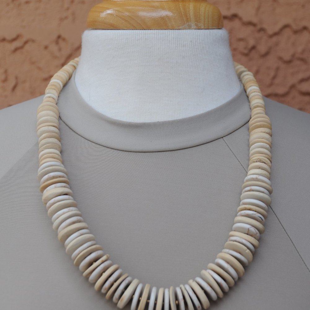 NWOT Chico's Necklace